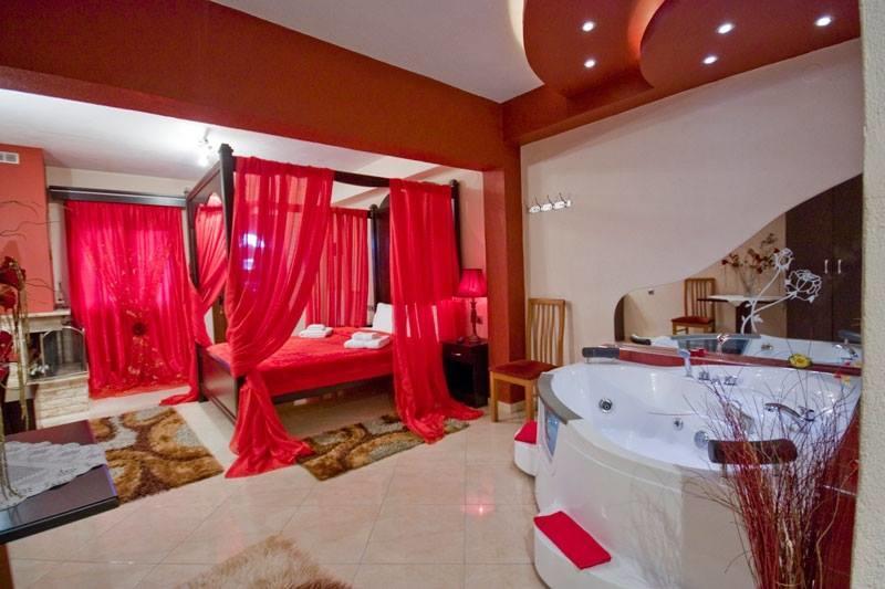 Hotel Neraides à Káto Loutrákion Extérieur photo